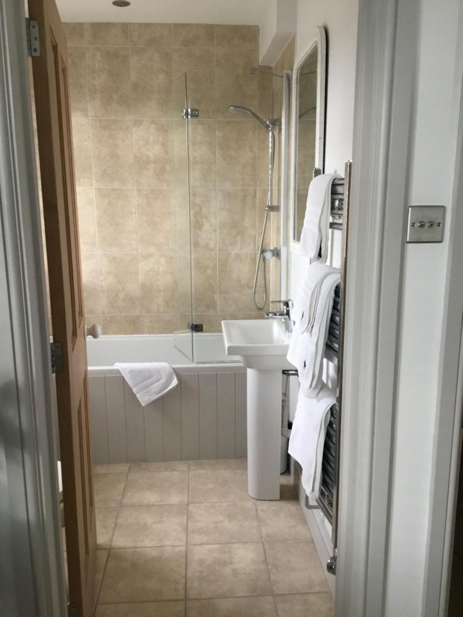 Number 19 B&B Chichester Bilik gambar